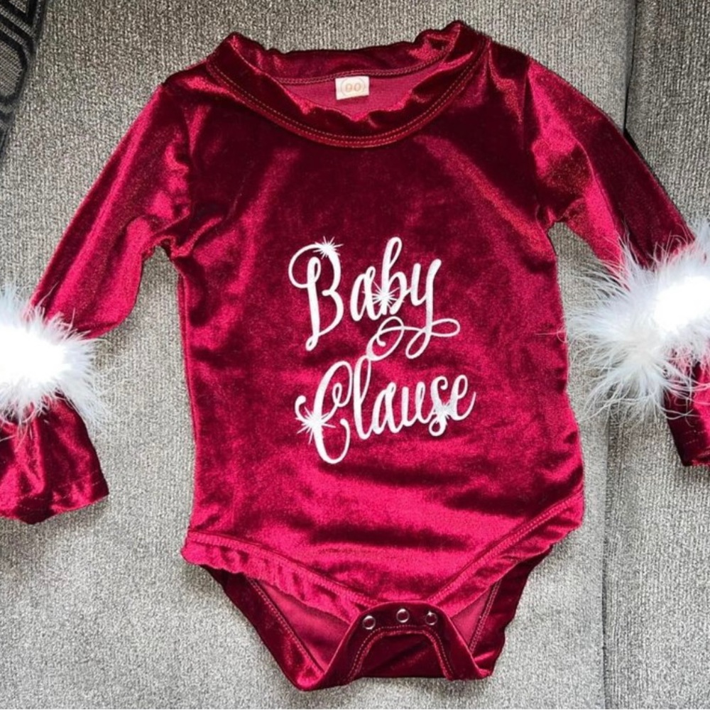 BABY CLAUSE LONG SLEEVE VELVET HOLIDAY ONESIE FITS SIZE 2T!